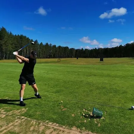 Matruusi - Upea Yksioe Merinaekoealalla - Kaeytoessaesi 2 Maastopyoeraeae