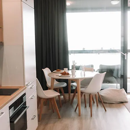 Matruusi - Upea Yksioe Merinaekoealalla - 2 Kpl E-fatbike Kaeytoessae Apartment Kalajoki