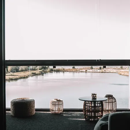 Matruusi - Upea Yksioe Merinaekoealalla - Hintaan Sisaeltyy 2 Maastopyoeraen Kaeyttoe Ja Siivous Apartment