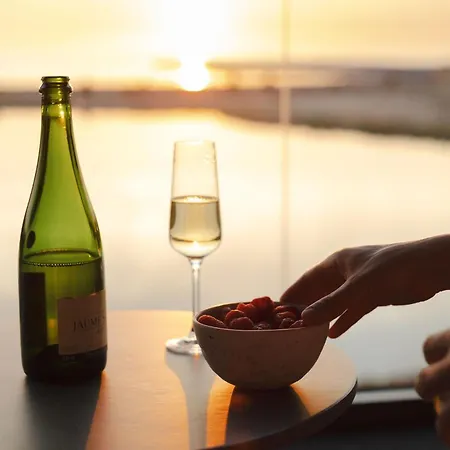 Matruusi - Upea Yksioe Merinaekoealalla - Kaeytoessaesi 2 Maastopyoeraeae * Kalajoki