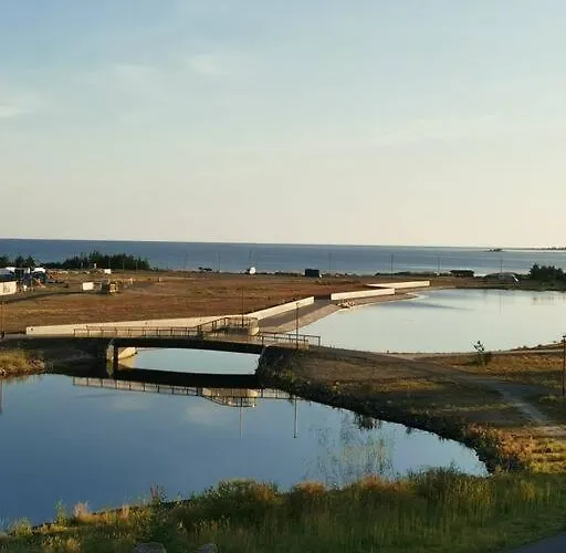 Matruusi - Upea Yksioe Merinaekoealalla - Kaeytoessaesi 2 Maastopyoeraeae Lägenhet