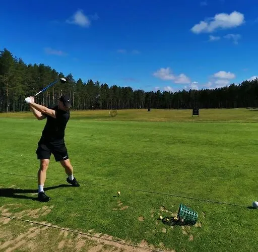 Matruusi - Upea Yksioe Merinaekoealalla - Kaeytoessaesi 2 Maastopyoeraeae